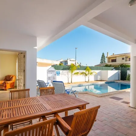 Villa Sequeira - Private Pool - Free Wifi - By Bedzy Albufeira
