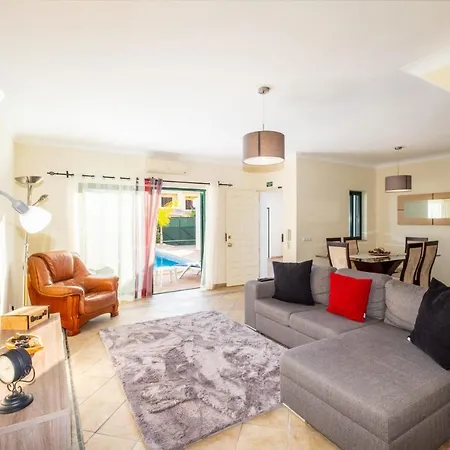Villa Sequeira - Private Pool - Free Wifi - By Bedzy Albufeira