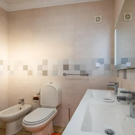 Sequeira - Private Pool - Free Wifi - By Bedzy Albufeira