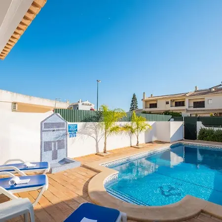 Sequeira - Private Pool - Free Wifi - By Bedzy Willa *