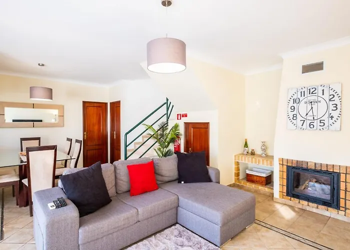 Villa Sequeira - Private Pool - Free Wifi - By Bedzy Albufeira