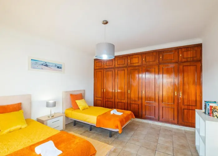 Sequeira - Private Pool - Free Wifi - By Bedzy