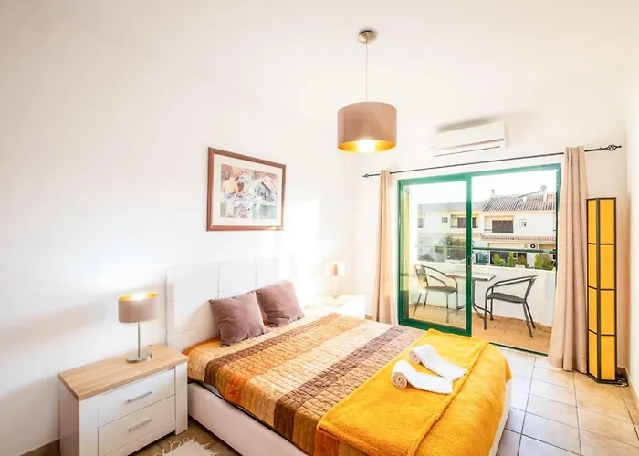 Sequeira - Private Pool - Free Wifi - By Bedzy Villa *